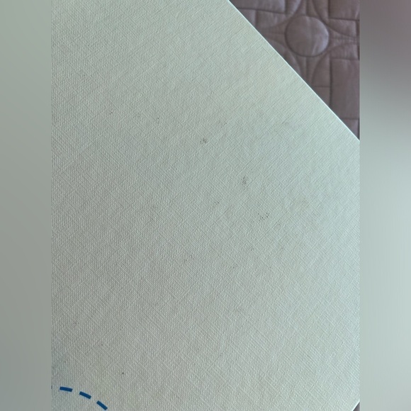 Off-White Shoe Box - Picture 5 of 16